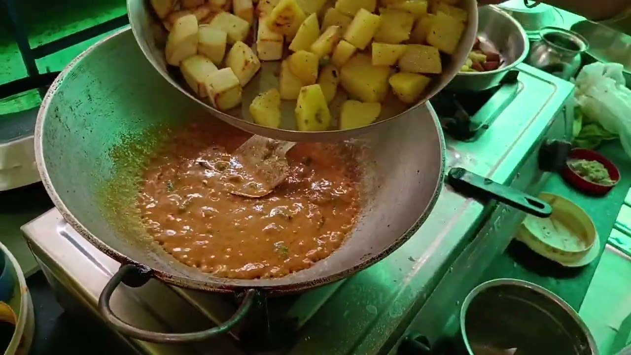 পানির মাখমালি 