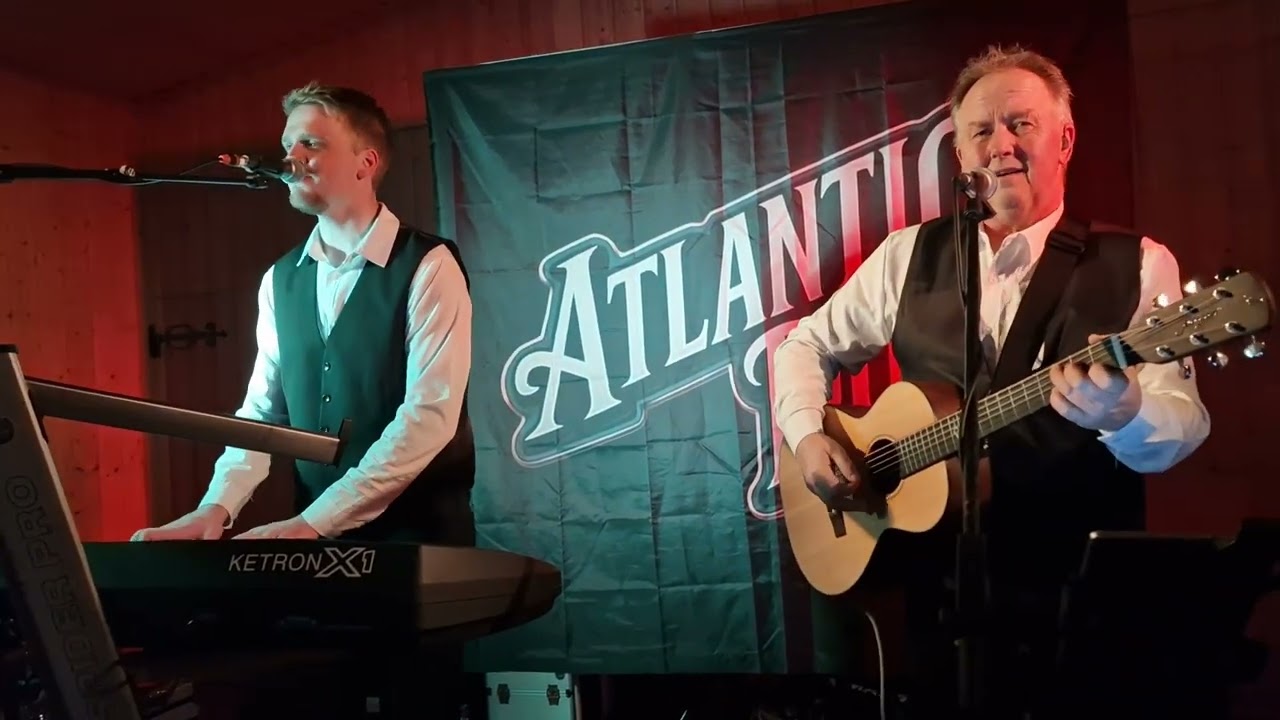 Atlantic Duo med När en flicka talar skånska Skogbygdadansen Dansnytt Anne Kristin Eriksen