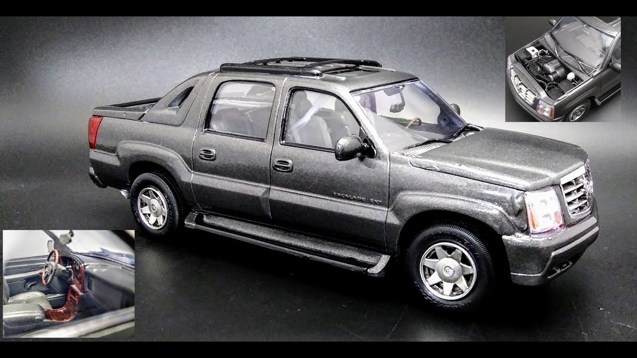 Cadillac Escalade EXT 1/25 Scale Model Kit Build How To Interior Wood Trim Engine Chassis Paint AMT