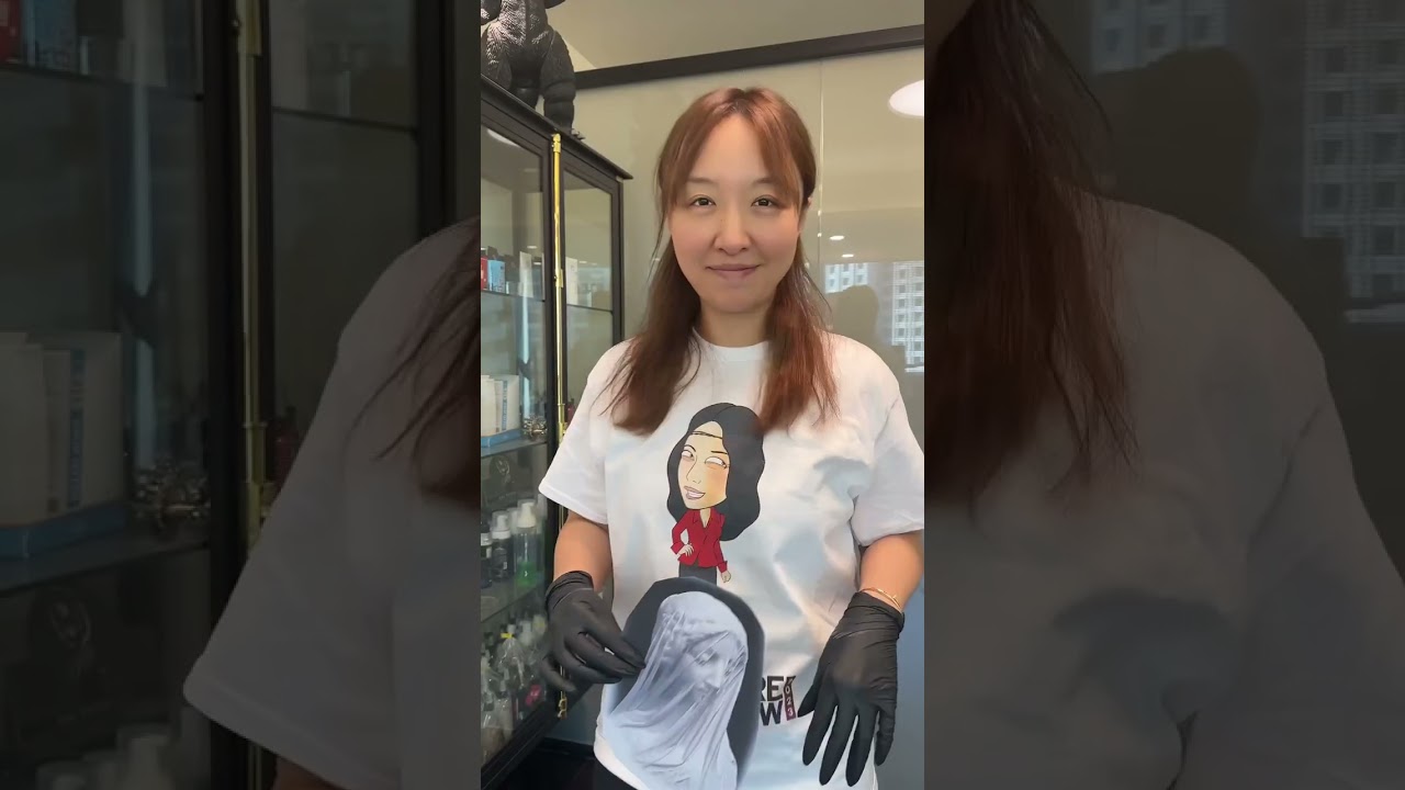 ASMR tattooing crafted by @victorialeetattoo 🖤 Let her take you through the whole process 🔥 