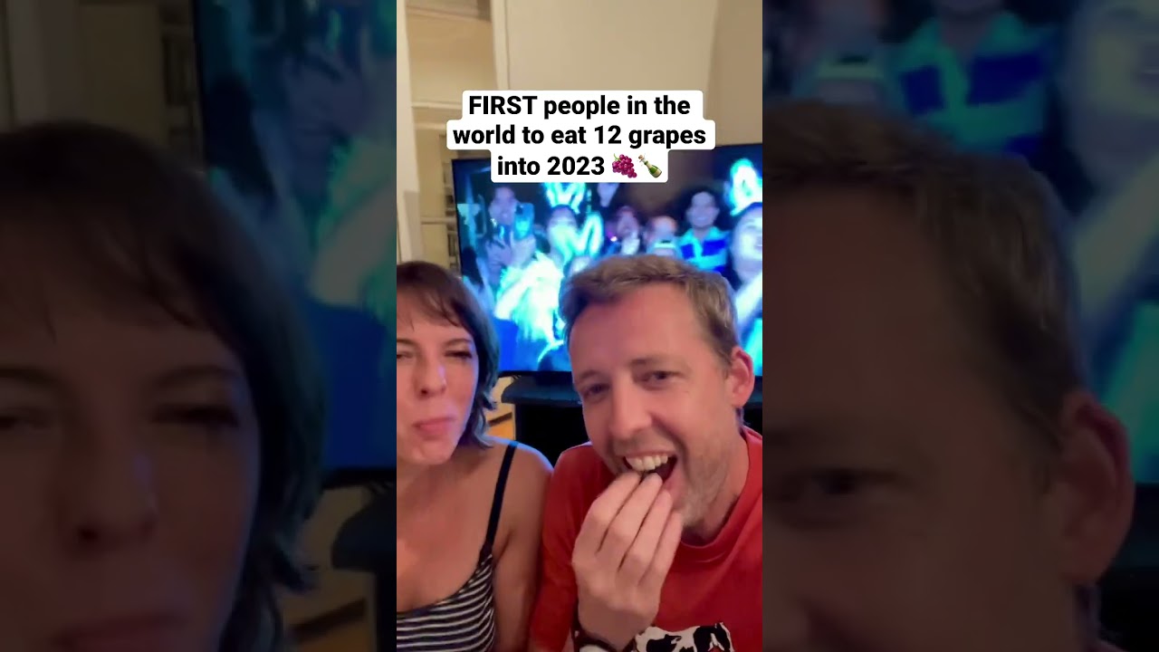 First to eat the 12 grapes in the world! 🍇🍾