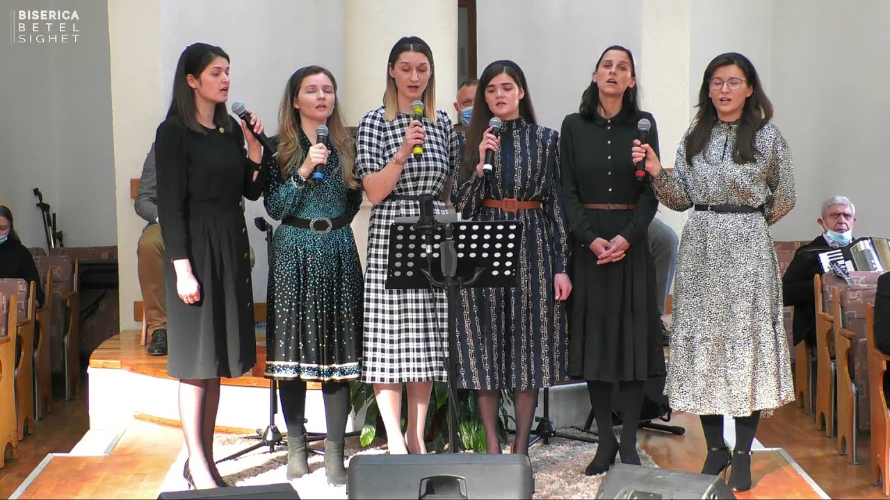 Grup Surori Ruscova - Eu am în cer o casă