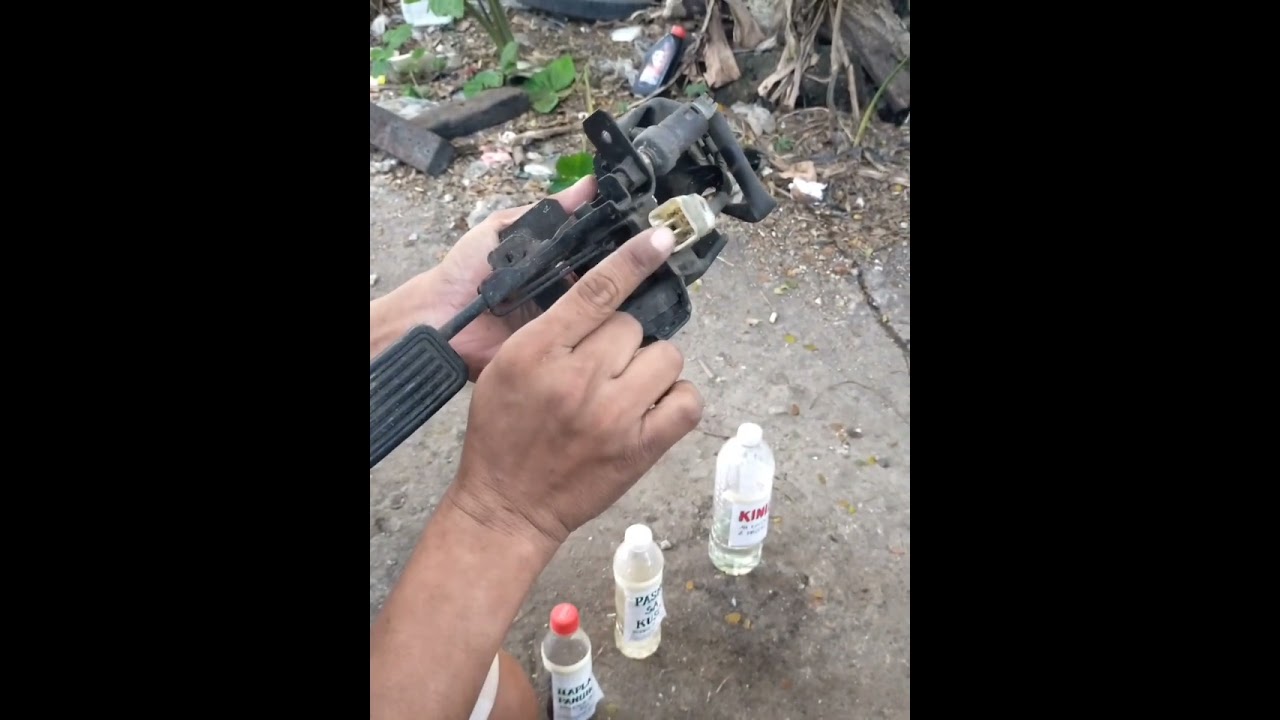 Mazda Bongo SK22 semi-electronic R2 engine. Delayed acceleration response or low power issue! SOLVED