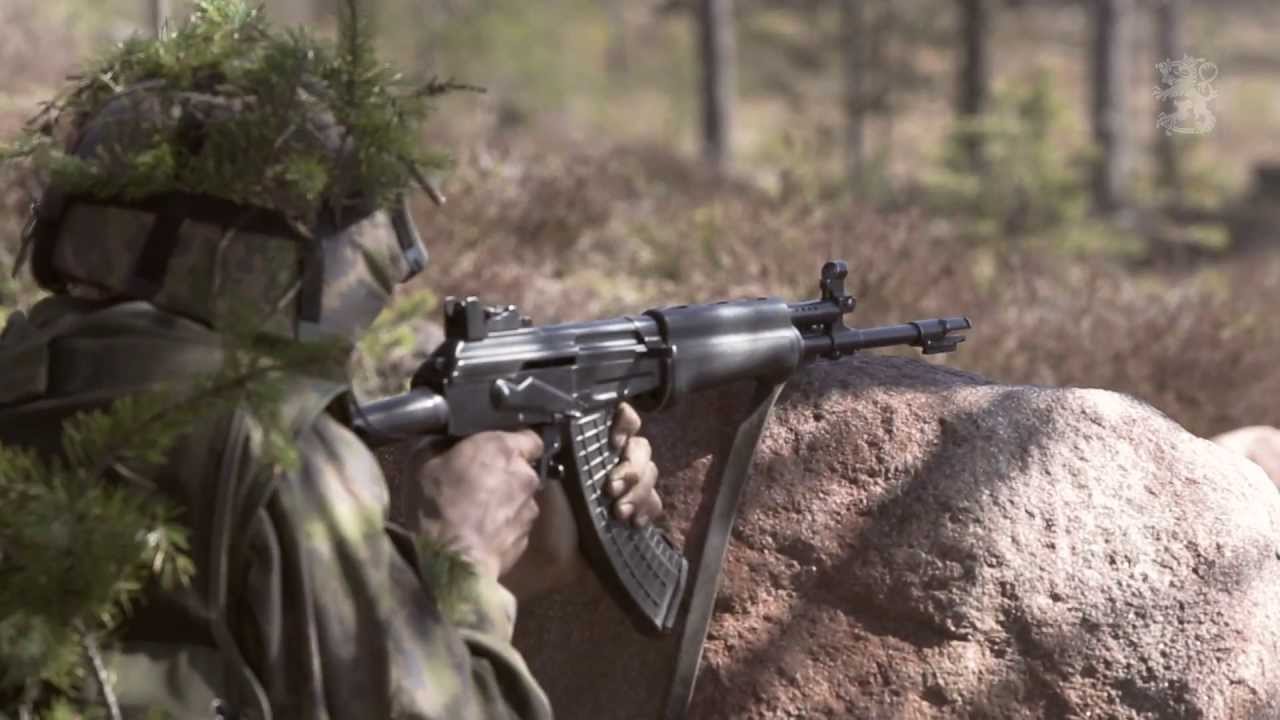 Taistelutoverit viimeiseen asti (eng subs) - Pohjois-Karjalan Prikaatin panssarinmetsästäjät