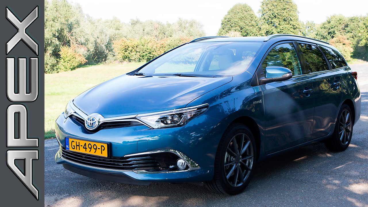 TOYOTA AURIS TOURING SPORTS 1.8 HYBRID - Review (2015)