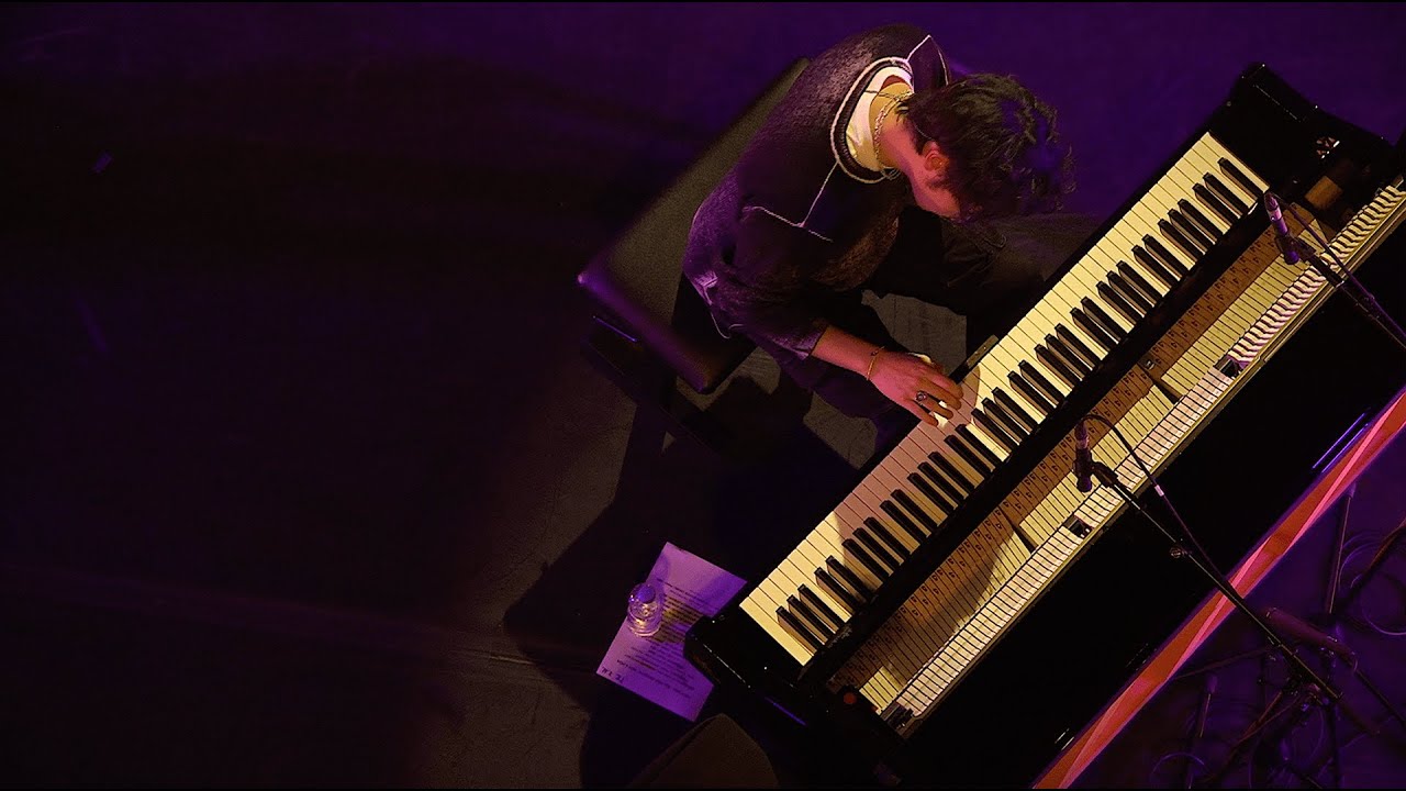 Tony Ann - ICARUS (feat. ARKAI) - Live at Baloise Session