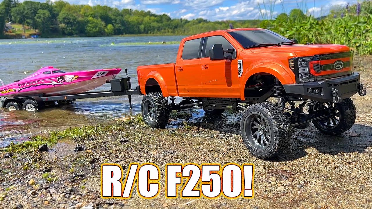 STUNNING! Lifted Custom Ford F-250 CEN RC Truck