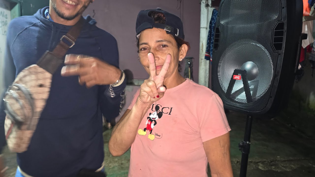 Vamos para la casa de #carmen esta perro señores