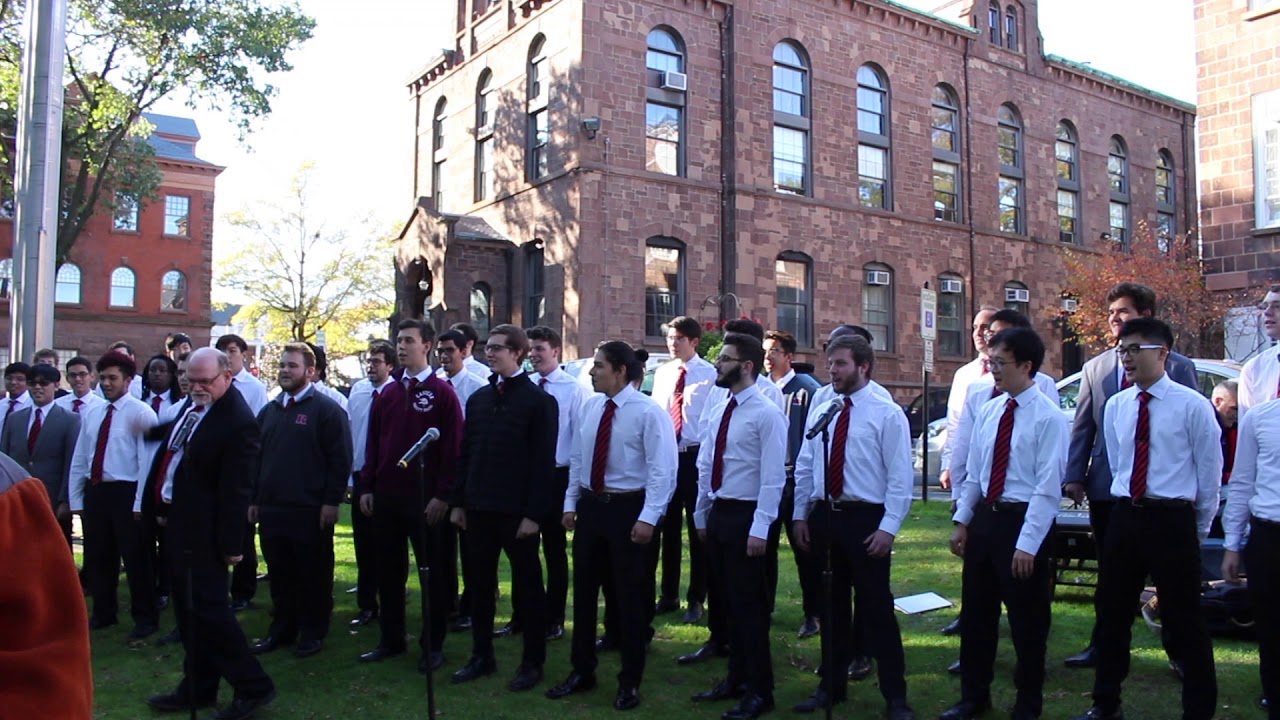 Rutgers Glee Club performs, celebrates ringing of bells at Old Queens