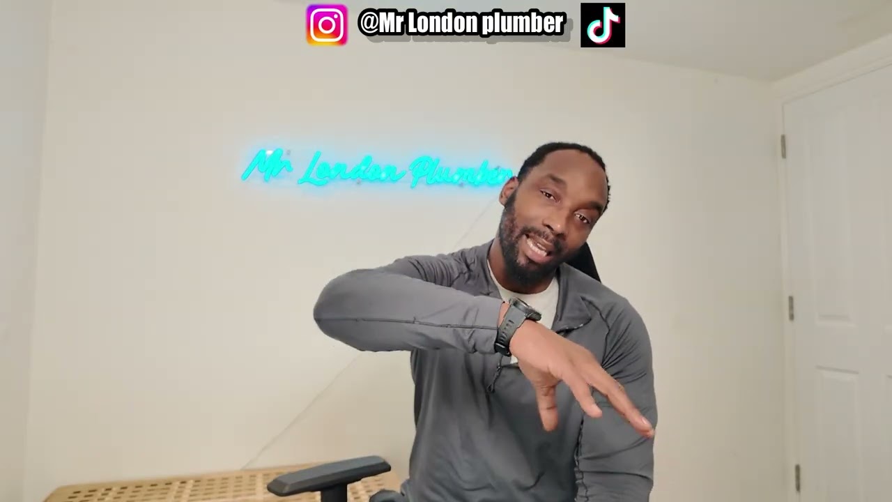 Customers Who Take 28 Days to Pay & Threaten Bad Reviews | Plumbing Reality