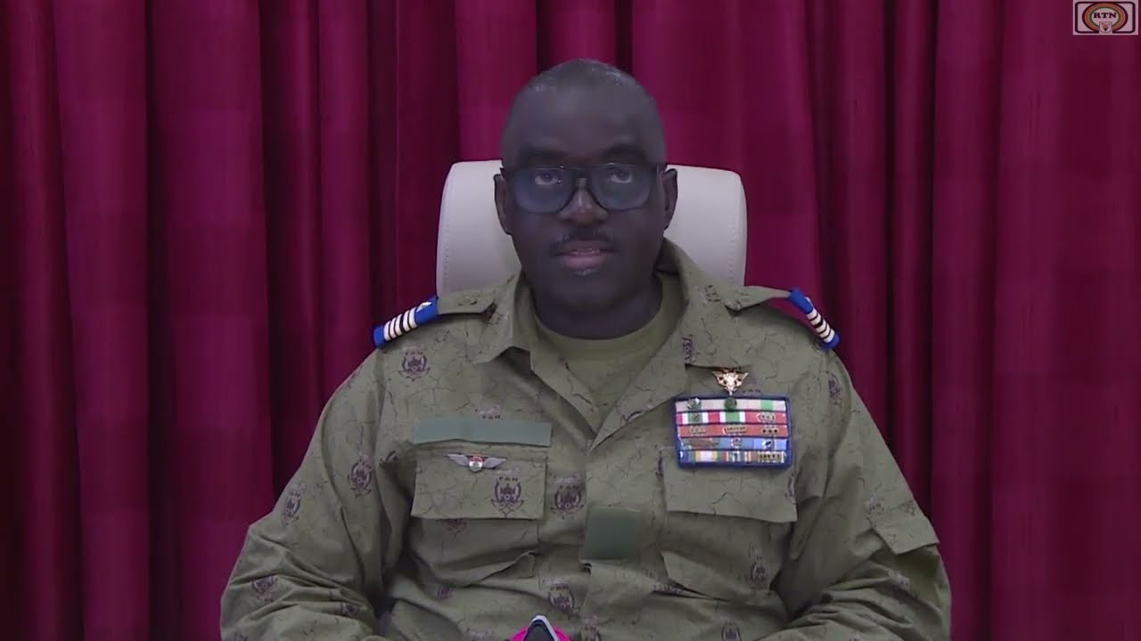 Le président du CNSP a La nomination du Premier Ministre en la personne de Ali Mahaman Lamine Zeine.