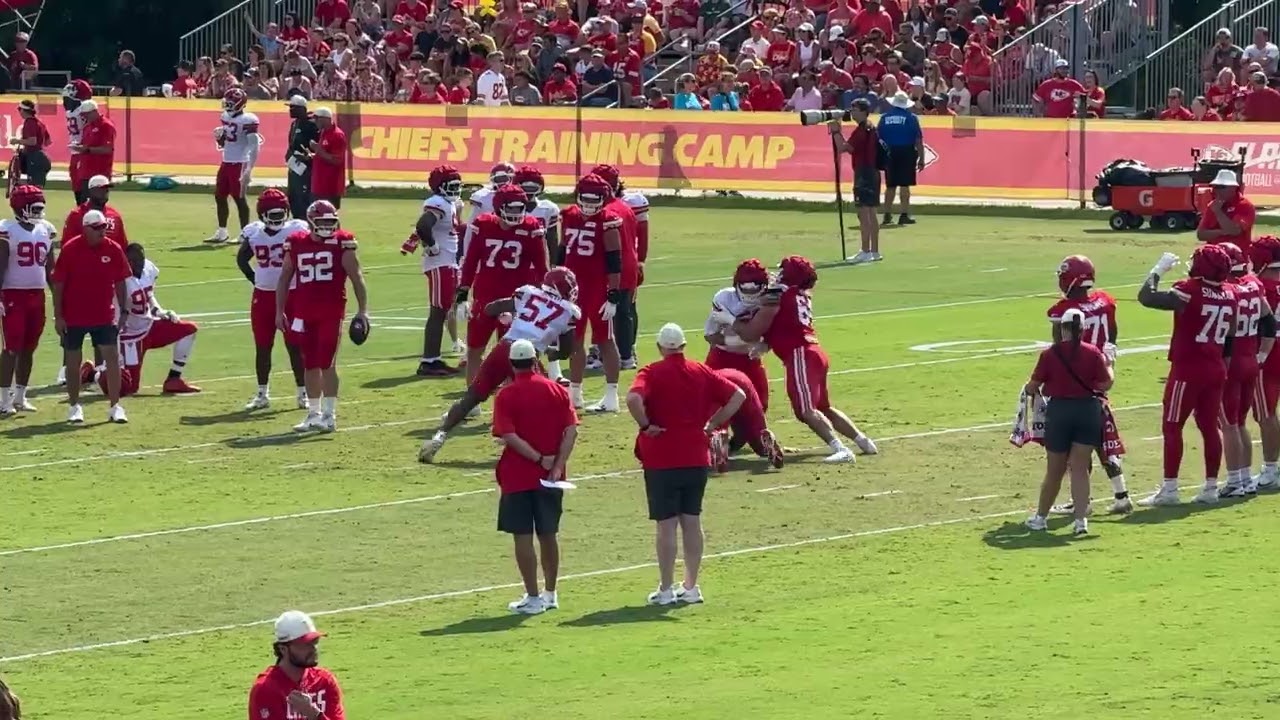 Friday Chiefs Highlights: O-LINE VS D-LINE 1-on-1, Run Pods, Pass-Rush Drills