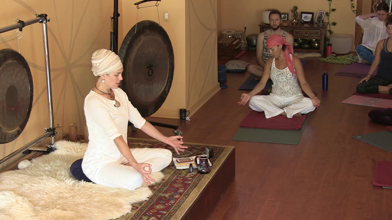 Kundalini Yoga with Signa - Awakening to Your 10 Bodies