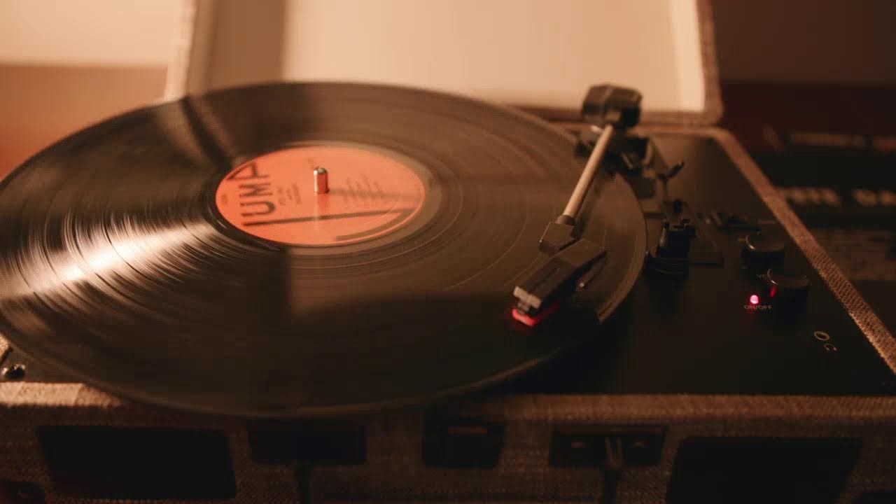 80s Retro Synthwave Radio 🚀 - 24/7 Instrumental Music | No Vocals - Relax & Focus