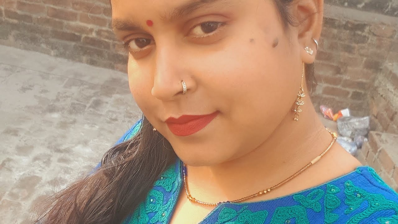 आज हम आपको दिखाएंगे अपनी छत पर बहुत ही छोटे छोटे खेत जिसमें हमने लगाए हैं बहुत साड़ी चीज खाने वाली