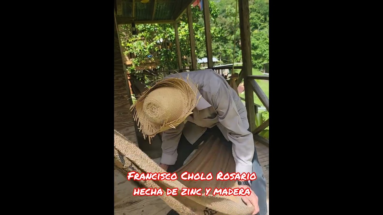 HECHA DE ZINC Y MADERA