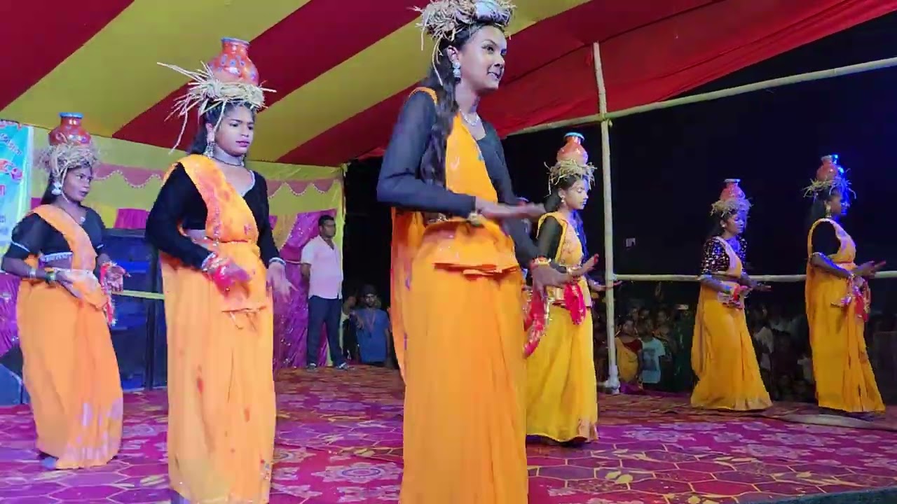 Jhijhiya khele pujawa akele gailbiya gariyaba tiya eya dnce chandranagar sarlahi 