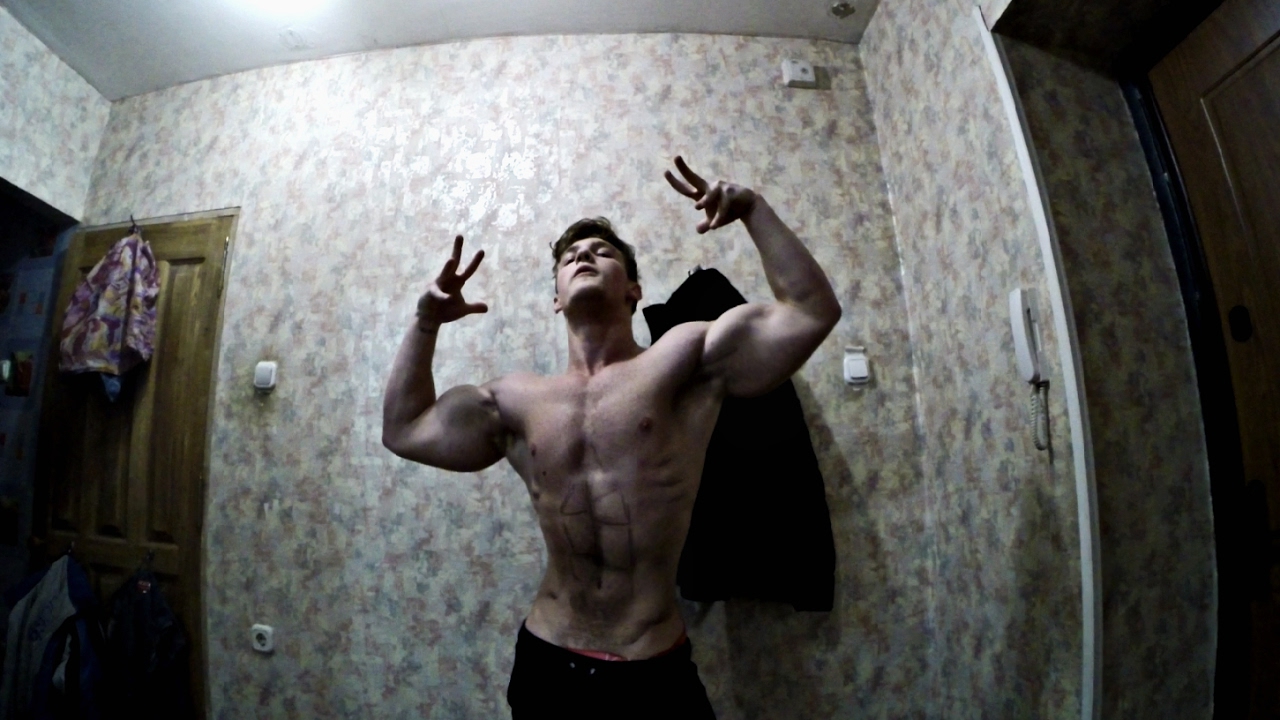Flexing Show 15 year old teen bodybuilder Amazing Big Aesthetics and workout