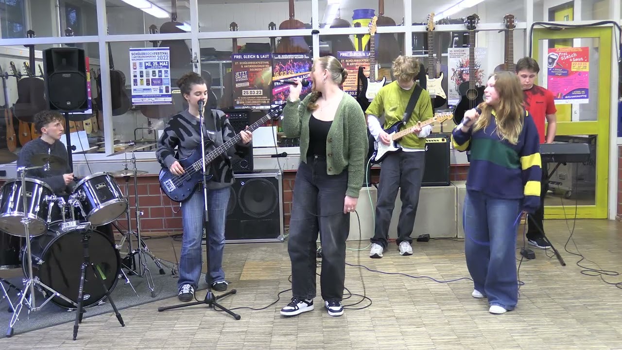FALS-Bandprojekt - PACKUNGSBEILAGE - Lights Out (Original Song)