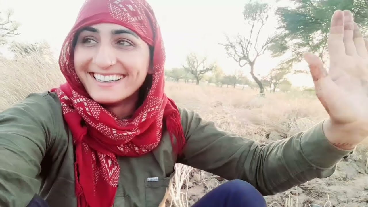 होली के बाद चार दिन तक आसमान मे बादल नही हूए तो  बुजुर्गो का कहनाहै की वर्ष मे कम वर्षा होगी और अकाल