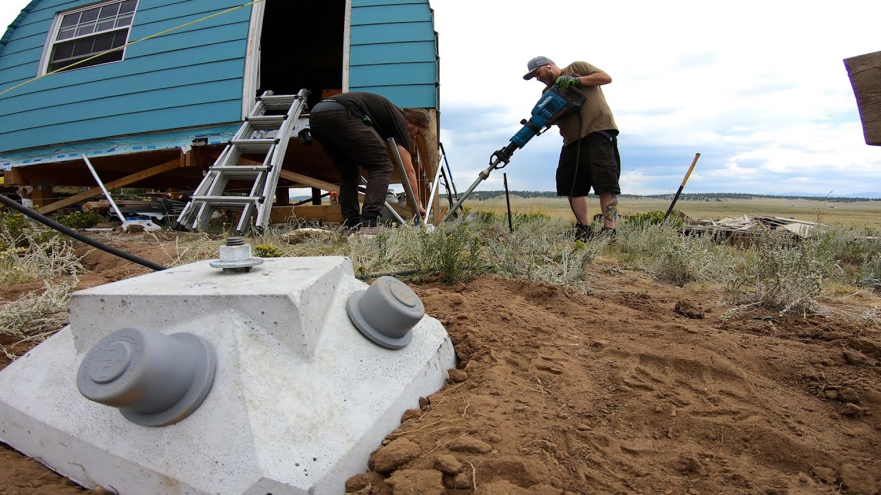 Arched Cabin Build - Installing Diamond Piers for the Deck #18