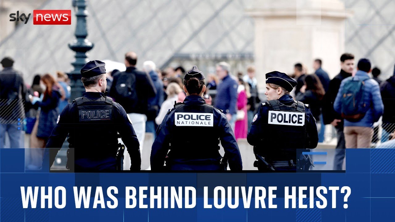 Louvre worker says staff warned museum about security flaws