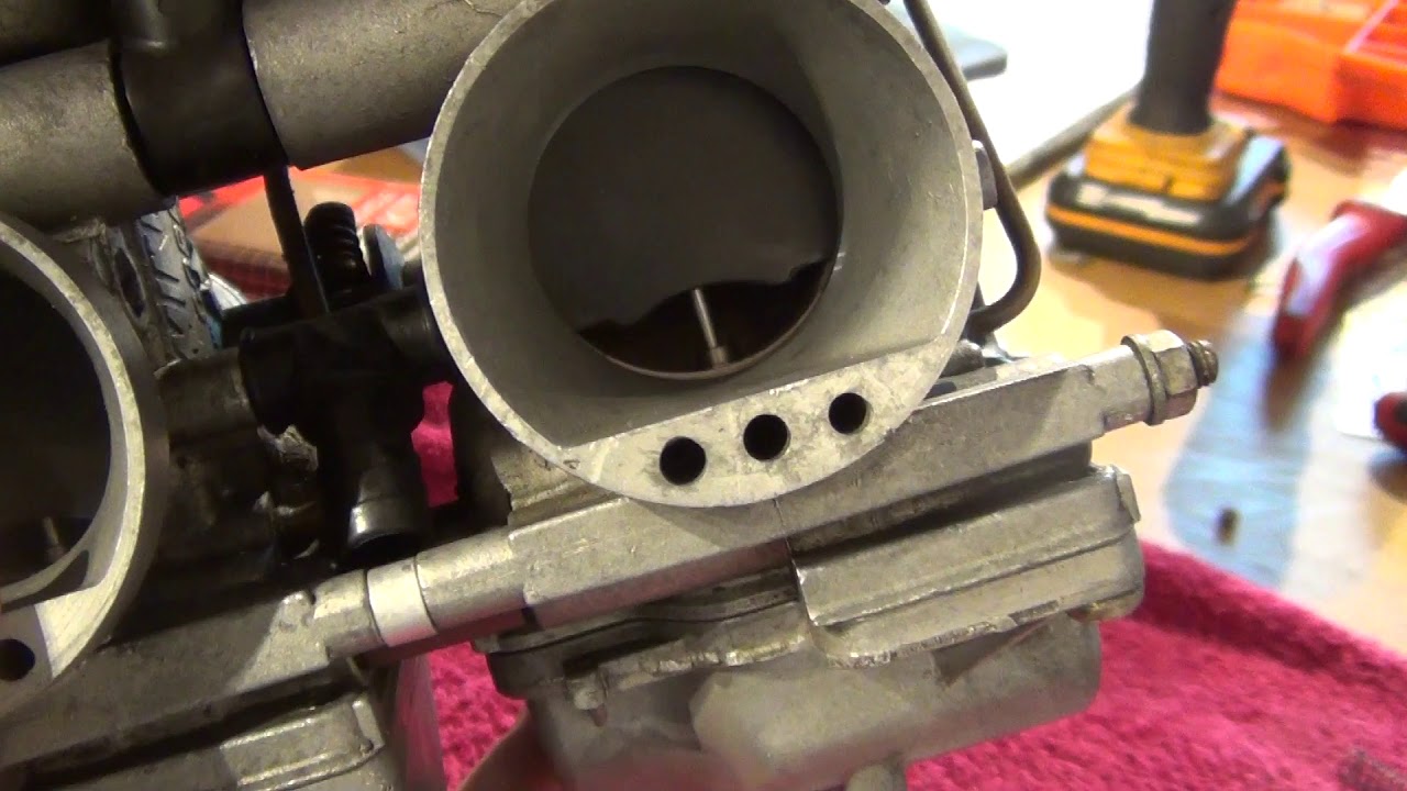 Suzuki RF 900 DynoJet Kit Installation