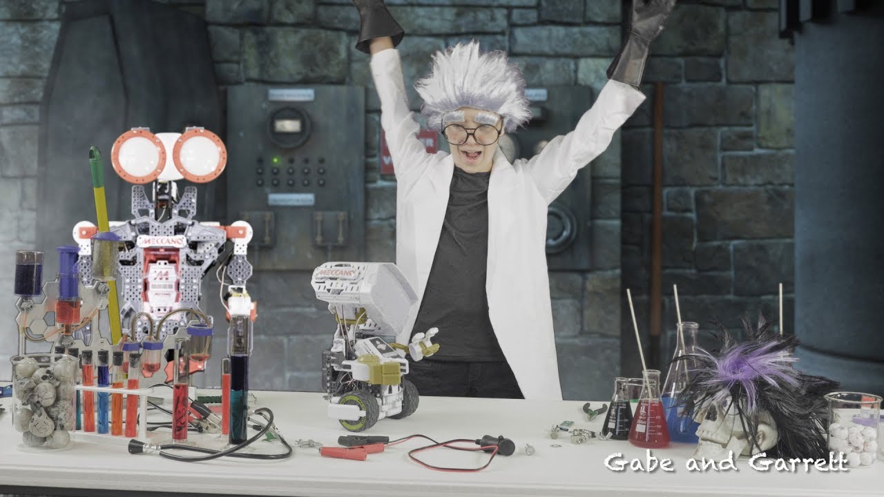 Meccano M.A.X. The Friendly Robot! | Gabe and Garrett