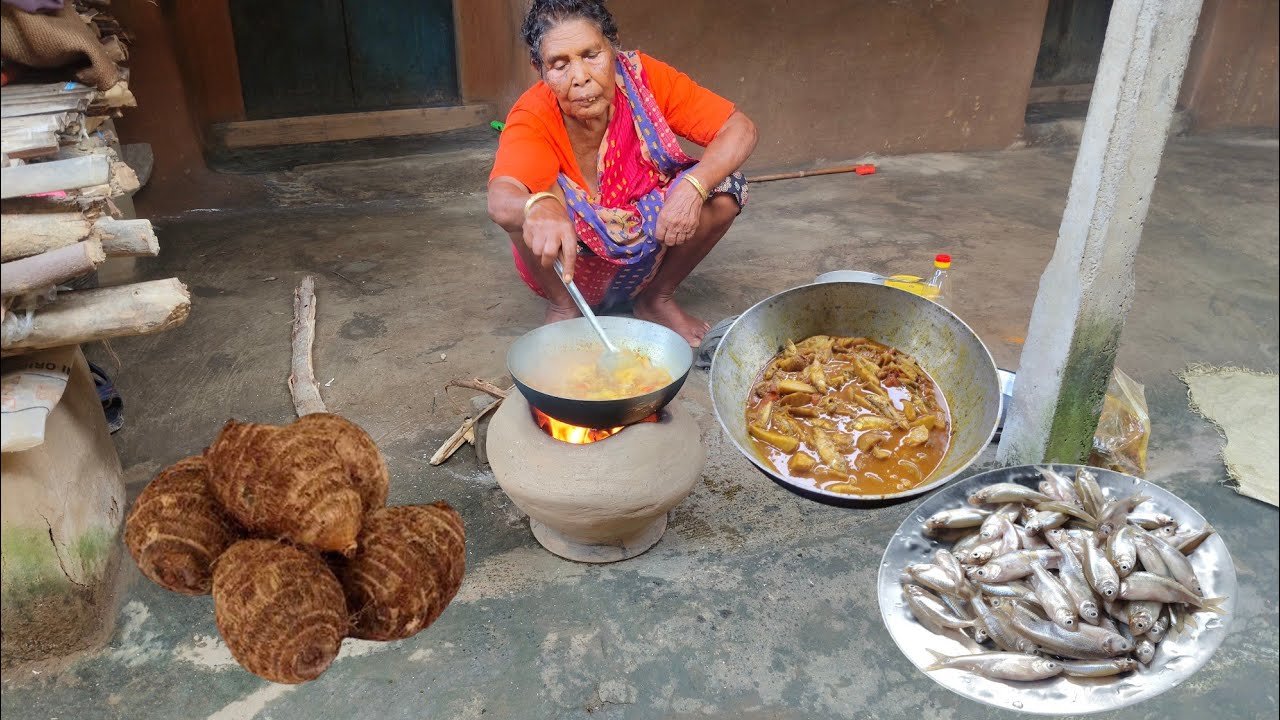 Small fish cooking recipe. Choto fish chachadi recipe perfect taste