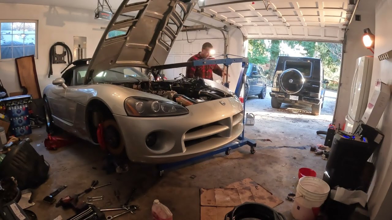 Removing engine from my 2005 Dodge Viper Twin Turbo