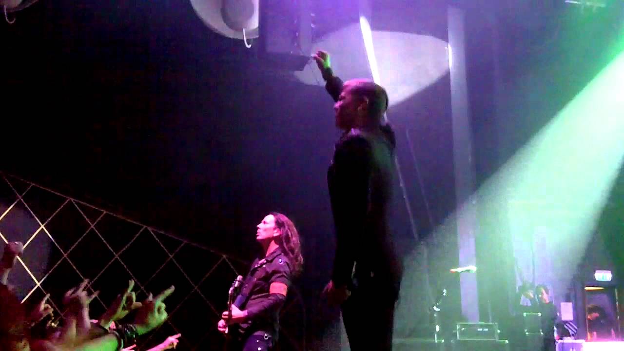Atle Pettersen sings Karma with KAMELOT