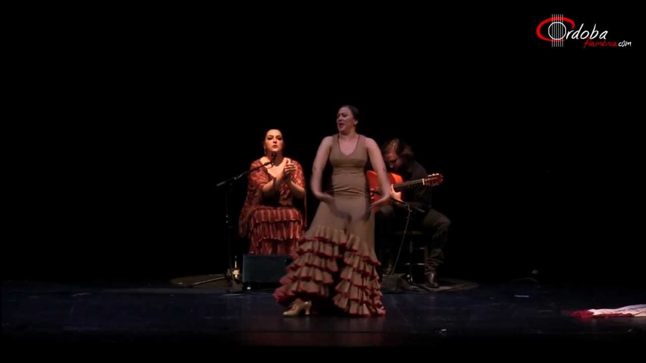 'La Choni' en la Gala de Navidad de la Cátedra de Flamencología de Córdoba (Caña)