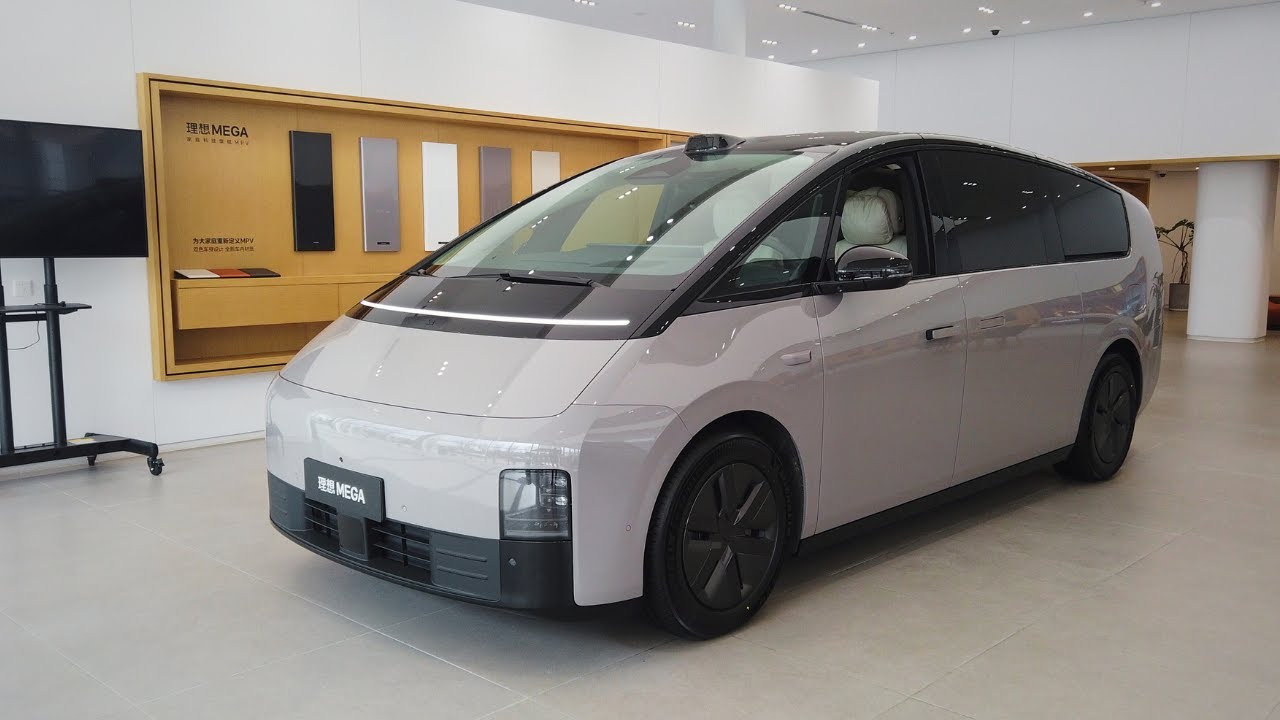 2024 LiXiang MEGA Electric MPV Review ( English ) | Li Auto | Chinese MPV