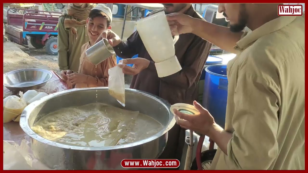 Peshawari Gur Ka Sharbat | Ramadan Iftar Special Drink Making | Street Food Pakistan | WAHJOC Food