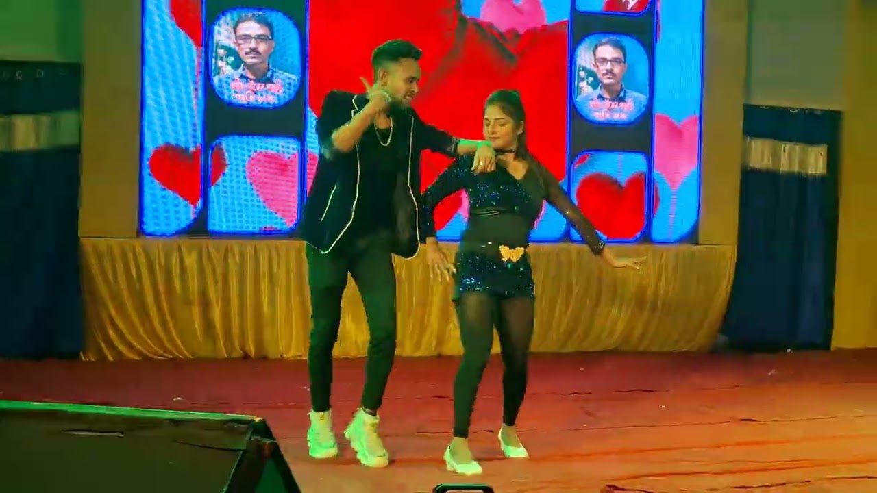 Rat ko Aungama Romantic Dance 