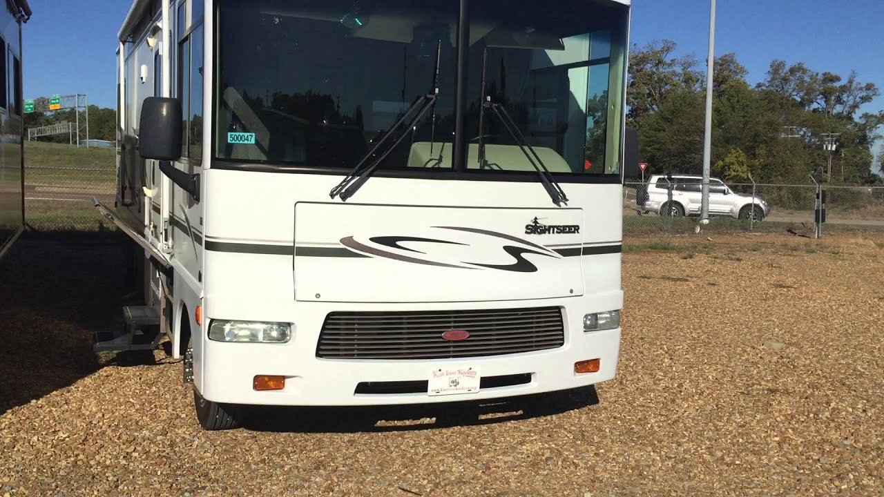 2006 Winnebago Sightseer 30B class A gas Motorhome with slide for sale in Jackson, MS