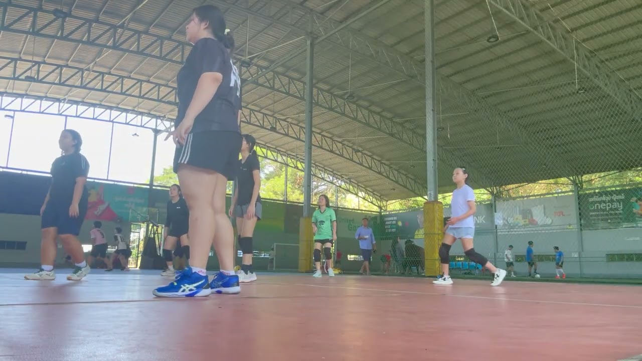 Vballjny : Training