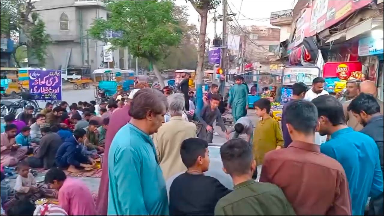 Iftar In Beautiful Streets Of Jehlum Pakistan || The Walking Tour Of Jehlum In Ramadan