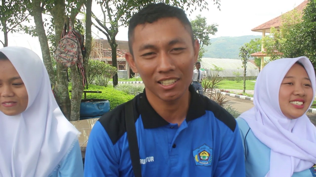 PENDIDIKAN KARAKTER SMKN 1 PACET