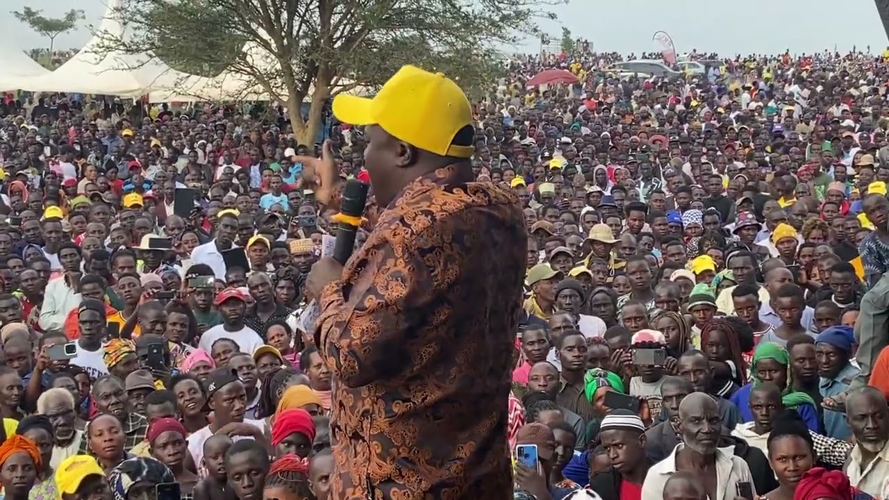 MUBIRU ERIA YEWAFFE NASIISI W'OMUNTU E BUKOMPE KASSANDA BALUMIRIZA NTI BISAASO YABBA OBULULU NE FLAG