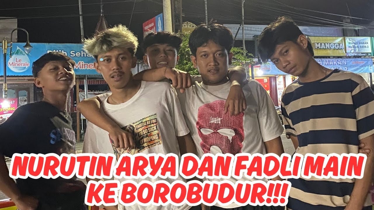 SERU-SERUAN MAIN DI BOROBUDUR !! Nurutin dua bocil biar seneng 