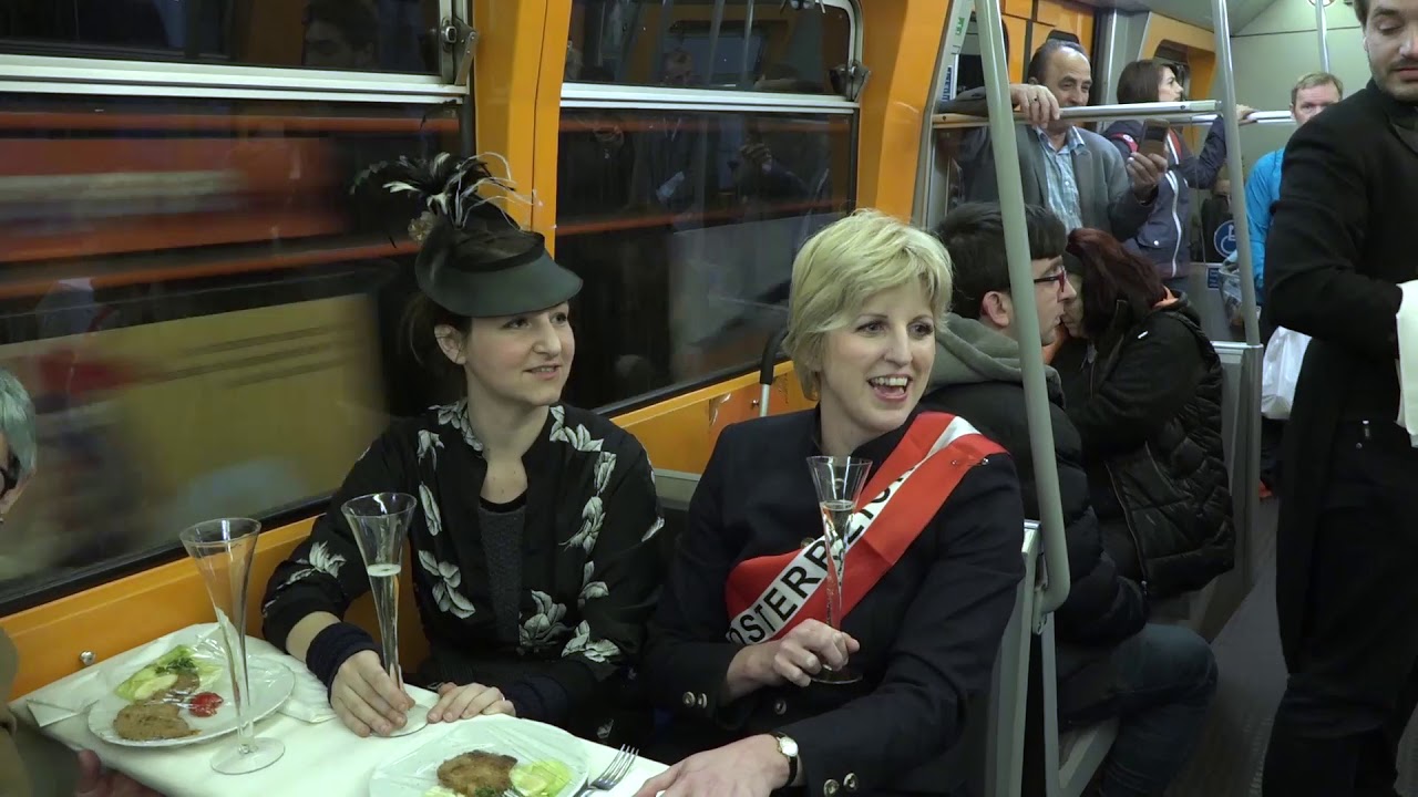 1. Speisewagen in Wiener U-Bahn