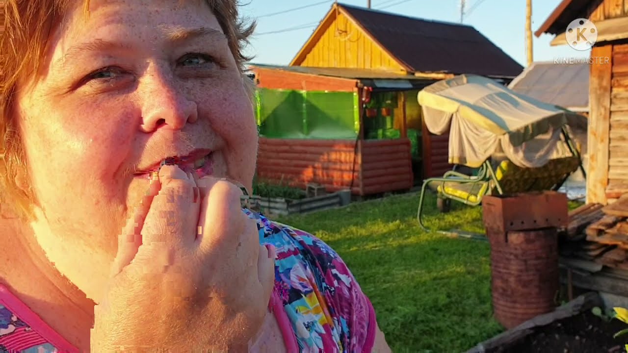 Выходной на даче с мамой