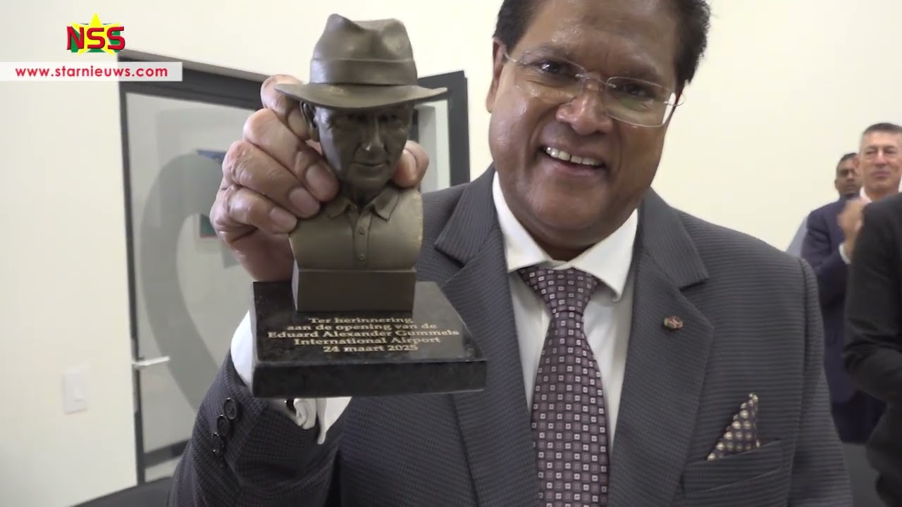 Opening  nieuwe luchthaven, de Eduard Alexander Gummels Airport