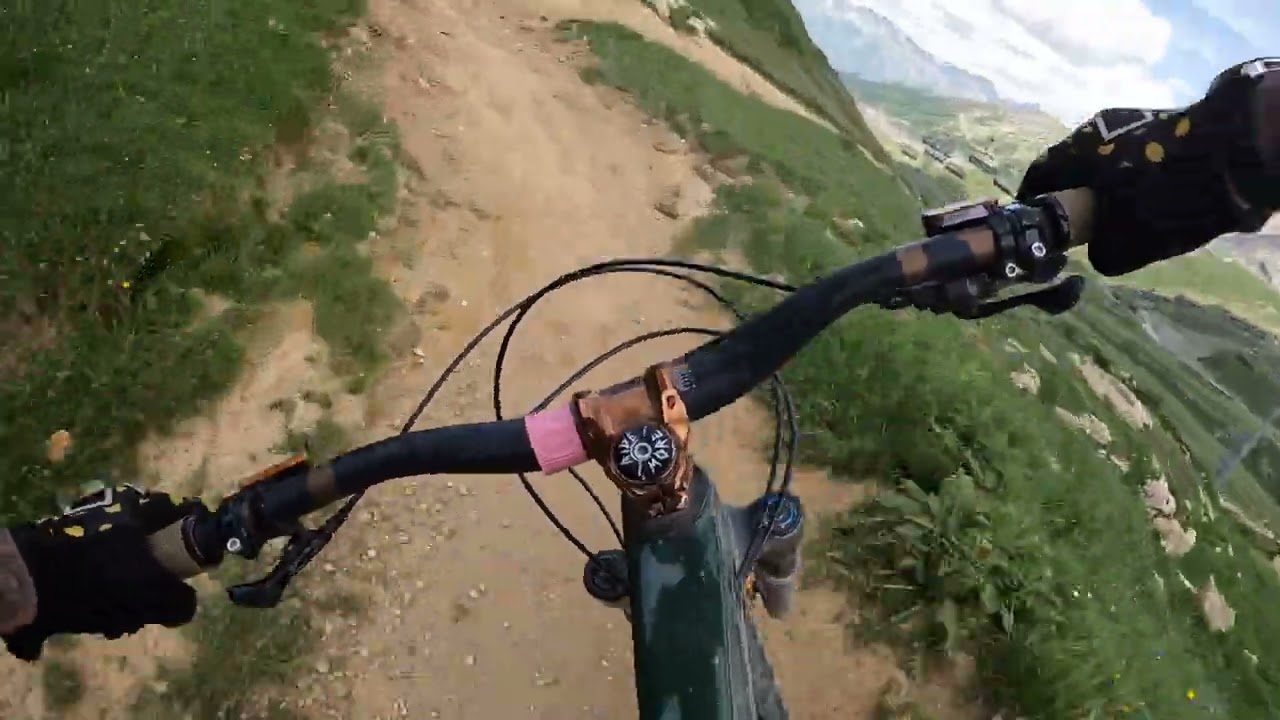 les Arcs bikepark-  yellow stone , La 8