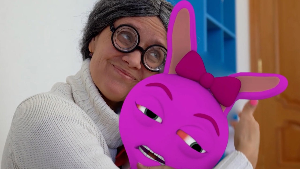 Super Granny & Pinki Incredibox Sprunki VS Black  Incredibox Sprunki in real life Animation
