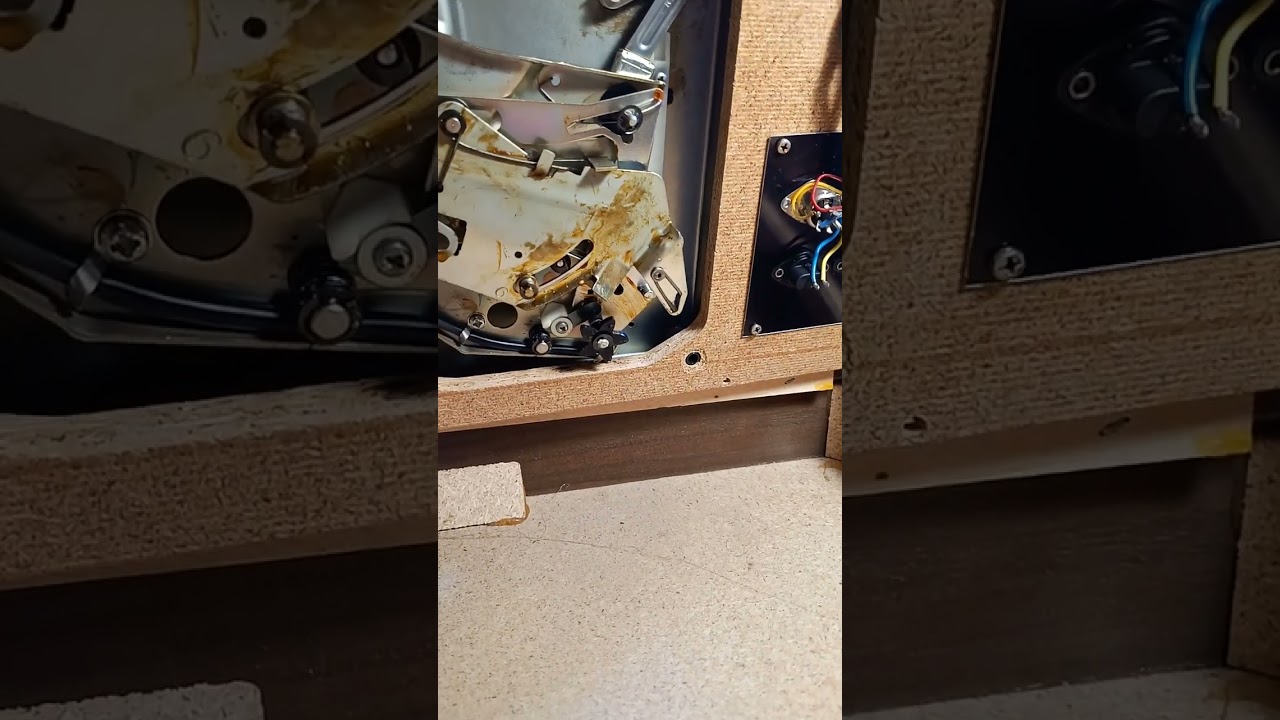giradischi stereorama 2000 de luxe. verifica iniziale componentistica meccanica e circuitale