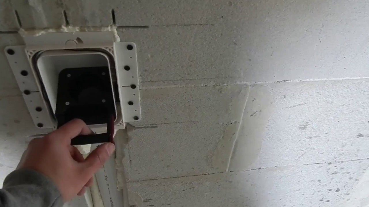 Odkurzacz centralny , wąż chowany w ścianie Retraflex II - jak wygląda instalacja ?