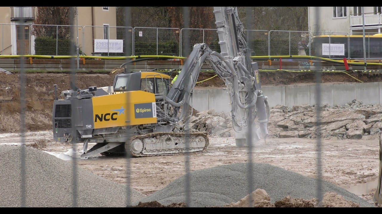 4K/Volvo EC380L flyttar bort 27 jan 2025