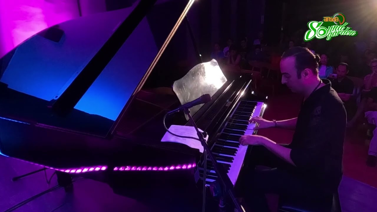 Rhapsody in Red - Arash Behzadi (The Pianist Vol.2) - Antida Sound Garden